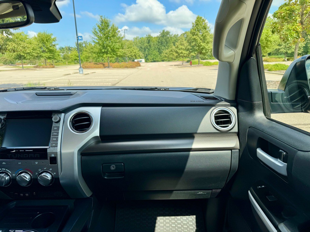 2020 Toyota Tundra Image 21