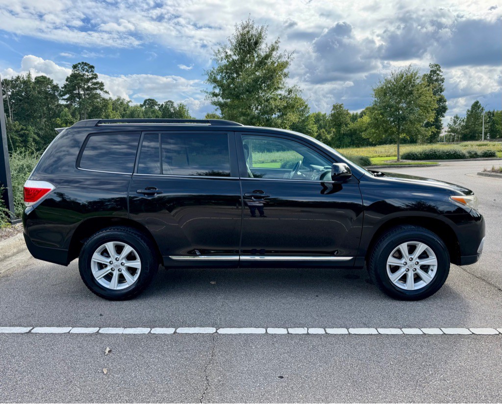2013 Toyota Highlander Image 4