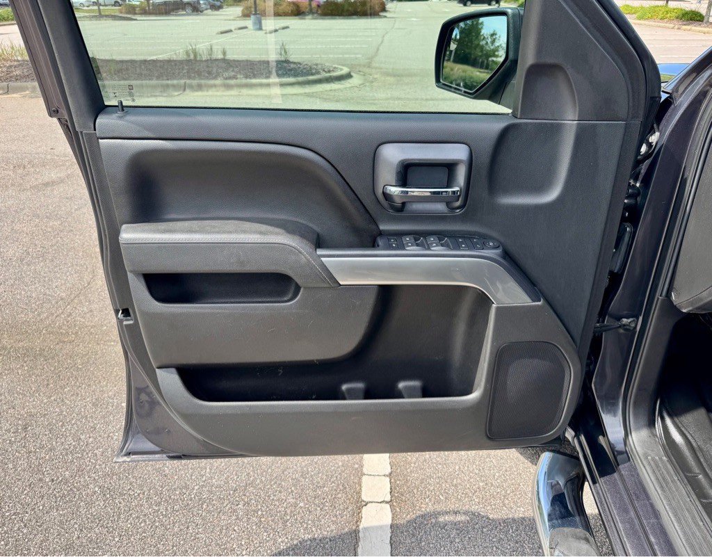 2015 Chevrolet Silverado 1500 Image 12