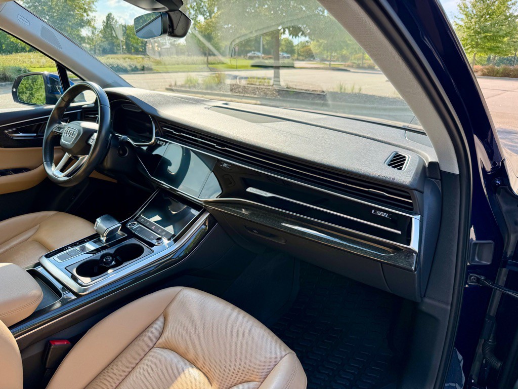 2022 Audi Q7 Image 30