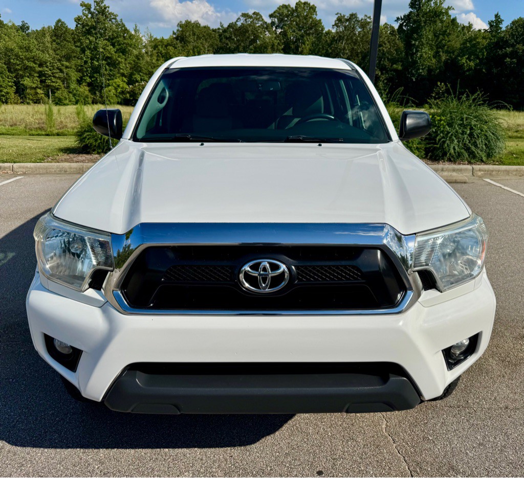 2013 Toyota Tacoma Image 2