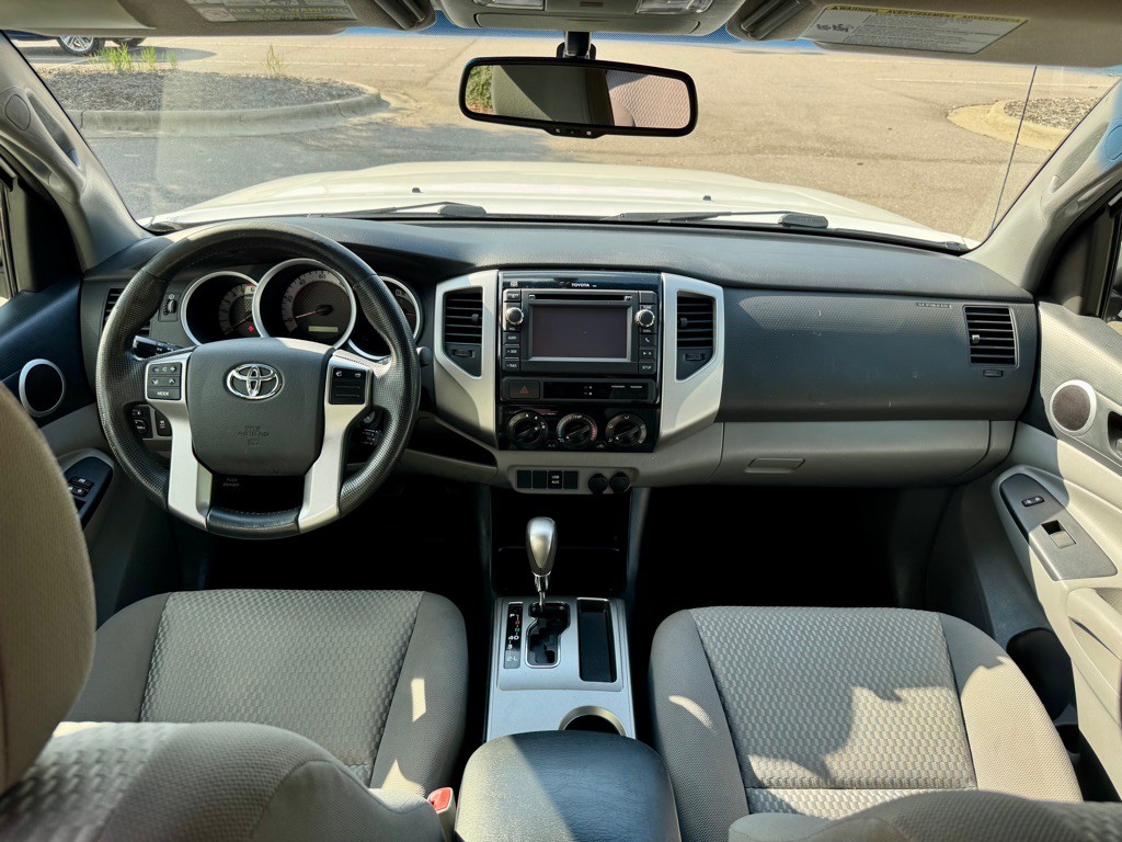 2013 Toyota Tacoma Image 18