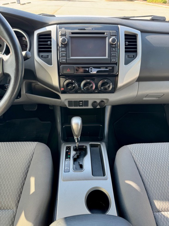 2013 Toyota Tacoma Image 20