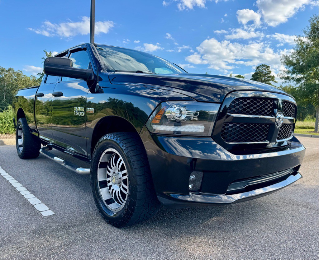 2014 RAM 1500 Image 3