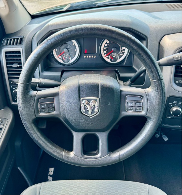 2014 RAM 1500 Image 15