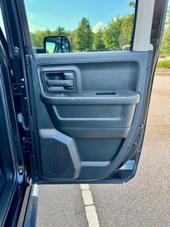 2014 RAM 1500 Image 18