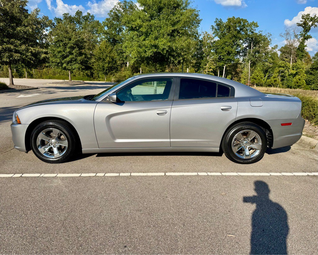 2014 Dodge Charger Image 8