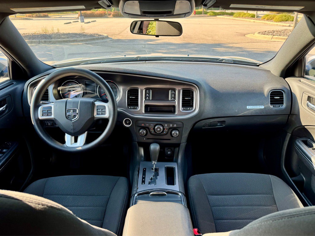 2014 Dodge Charger Image 17