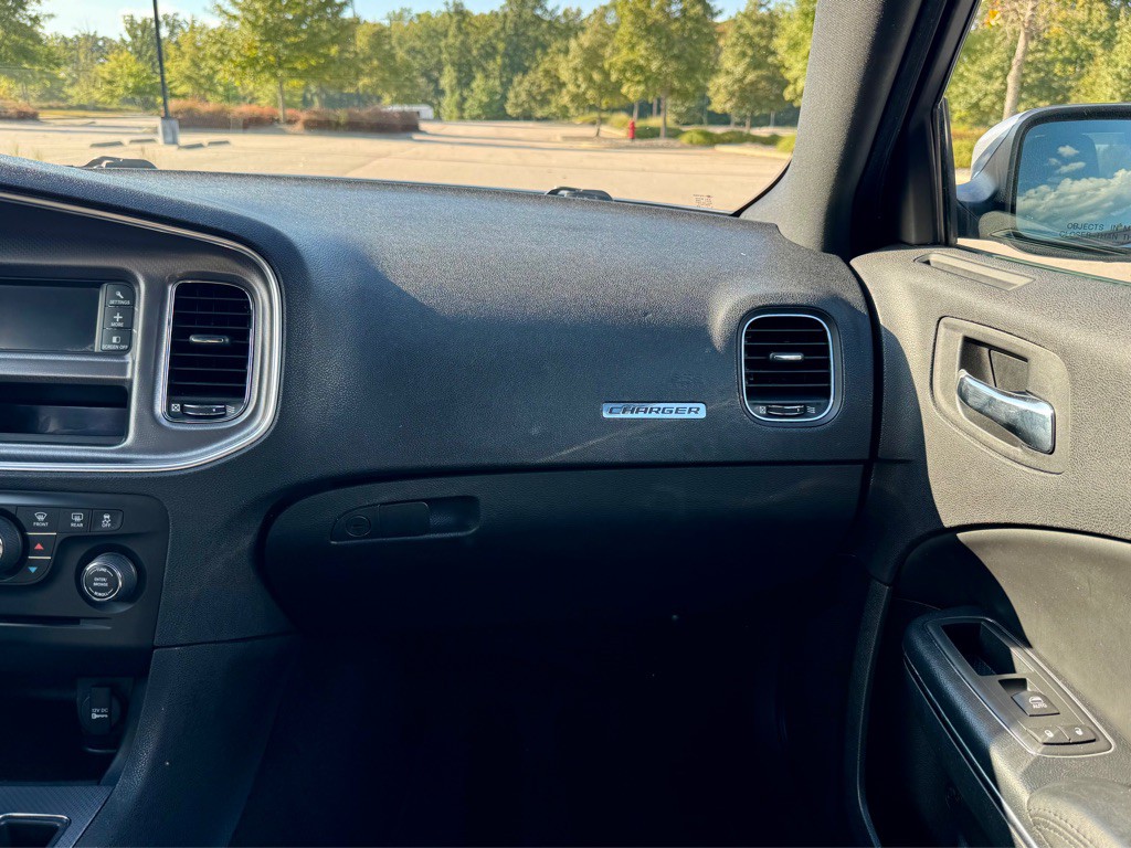 2014 Dodge Charger Image 20