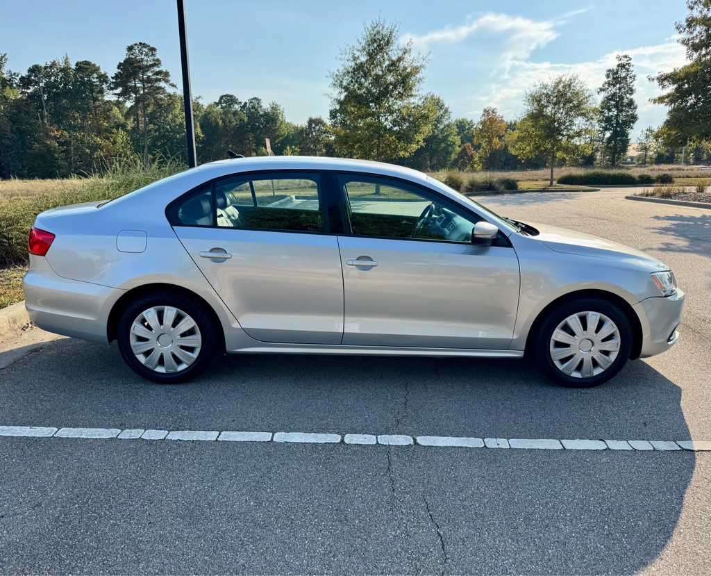 2014 Volkswagen Jetta Image 4