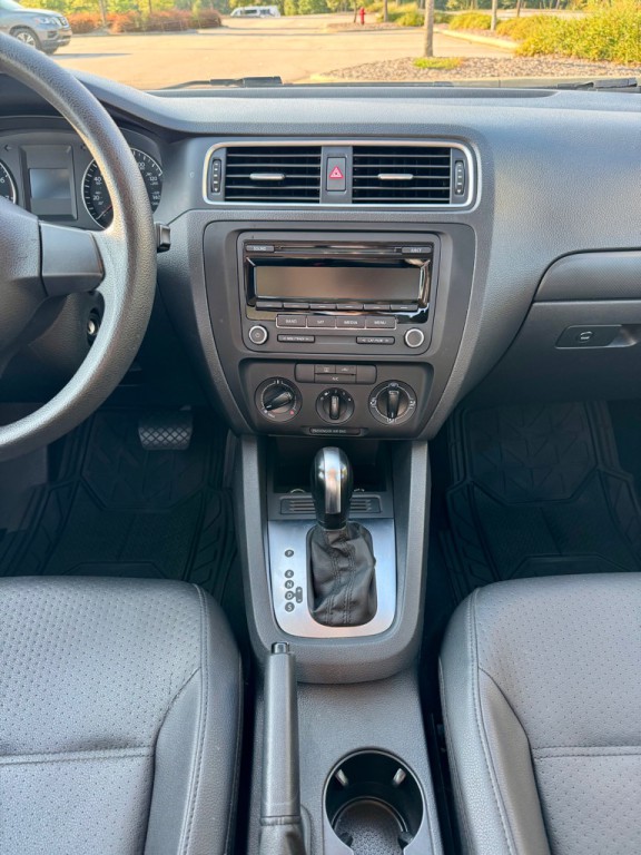 2014 Volkswagen Jetta Image 21