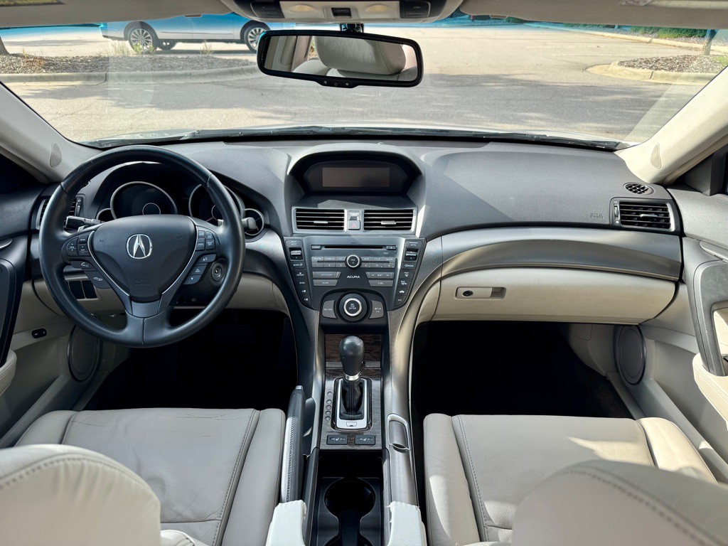 2012 Acura TL Image 17
