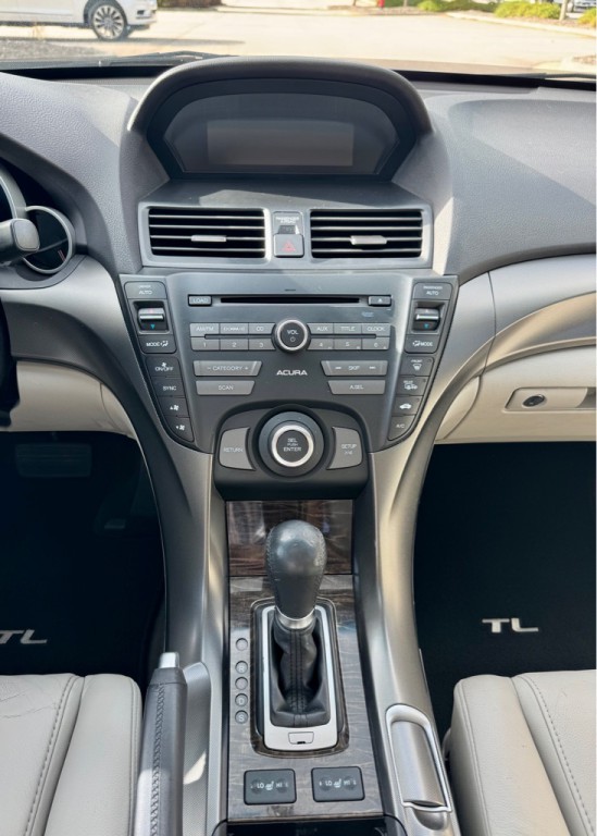 2012 Acura TL Image 19