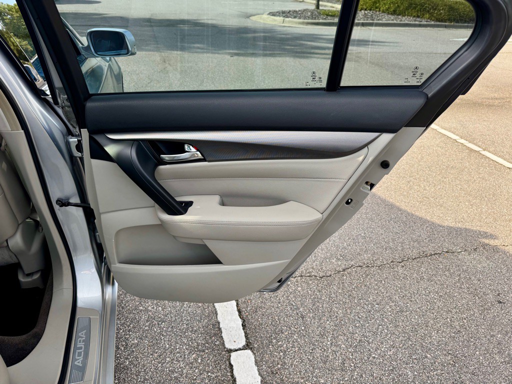 2012 Acura TL Image 24