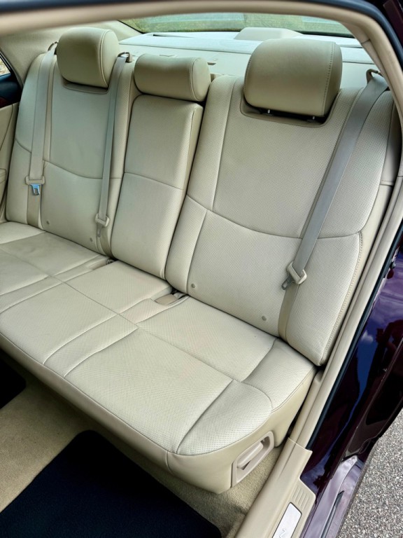 2011 Toyota Avalon Image 14