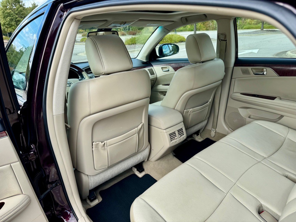 2011 Toyota Avalon Image 15