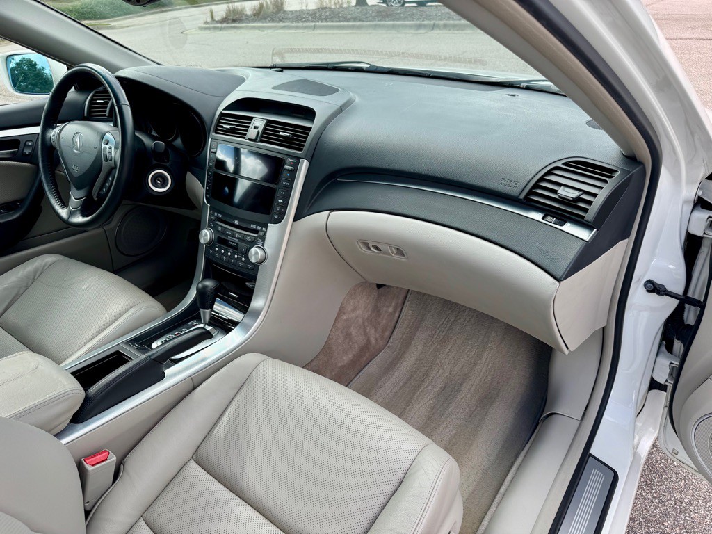 2008 Acura TL Image 28