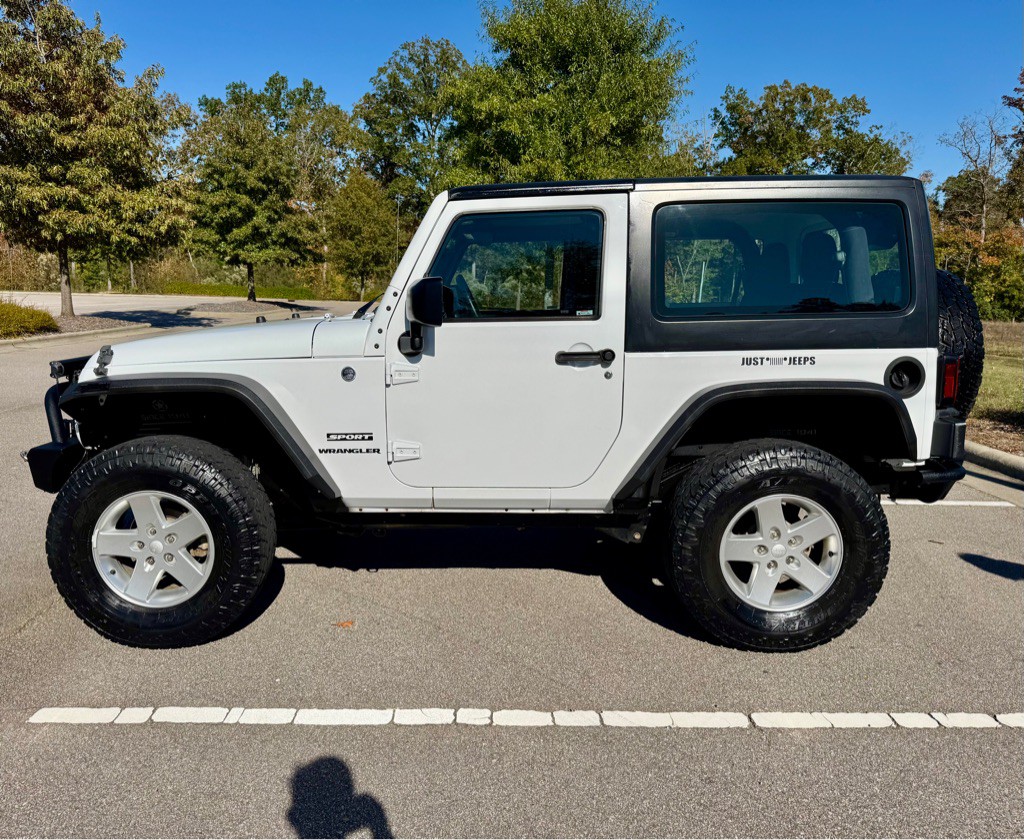 2015 Jeep Wrangler Image 8
