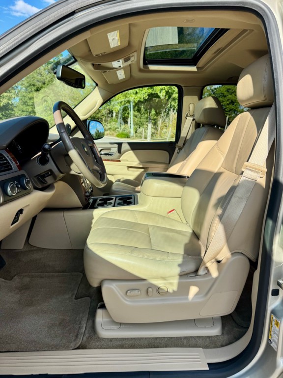 2014 Chevrolet Tahoe Image 10