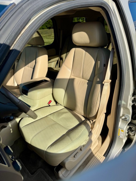 2014 Chevrolet Tahoe Image 11