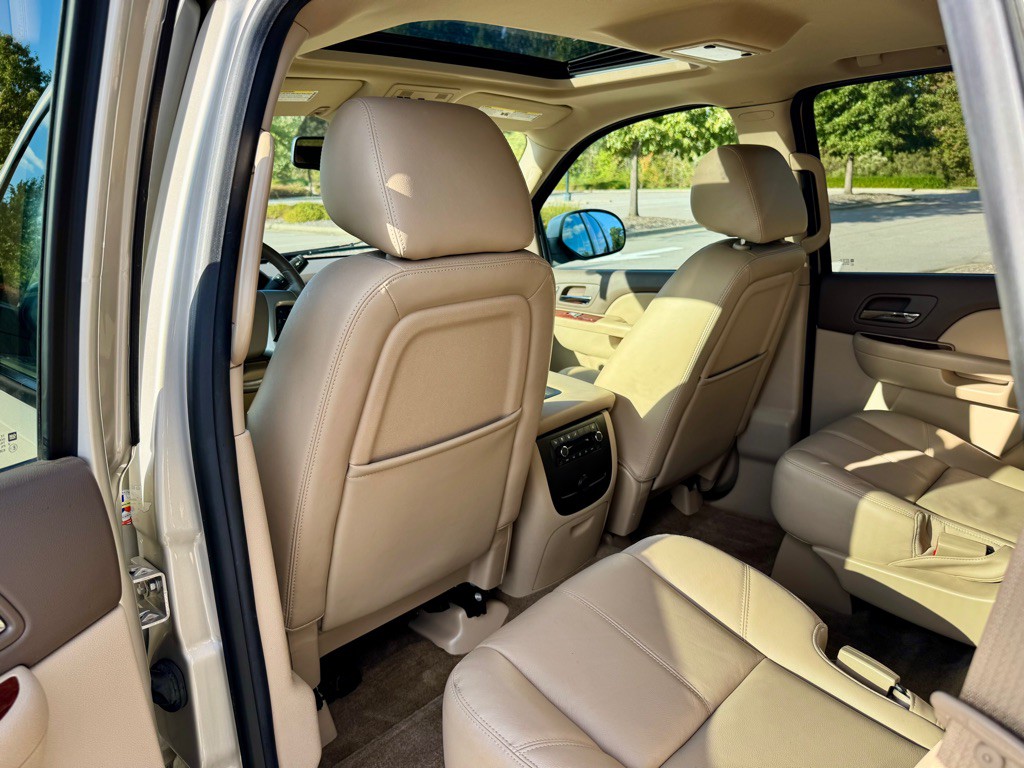 2014 Chevrolet Tahoe Image 16