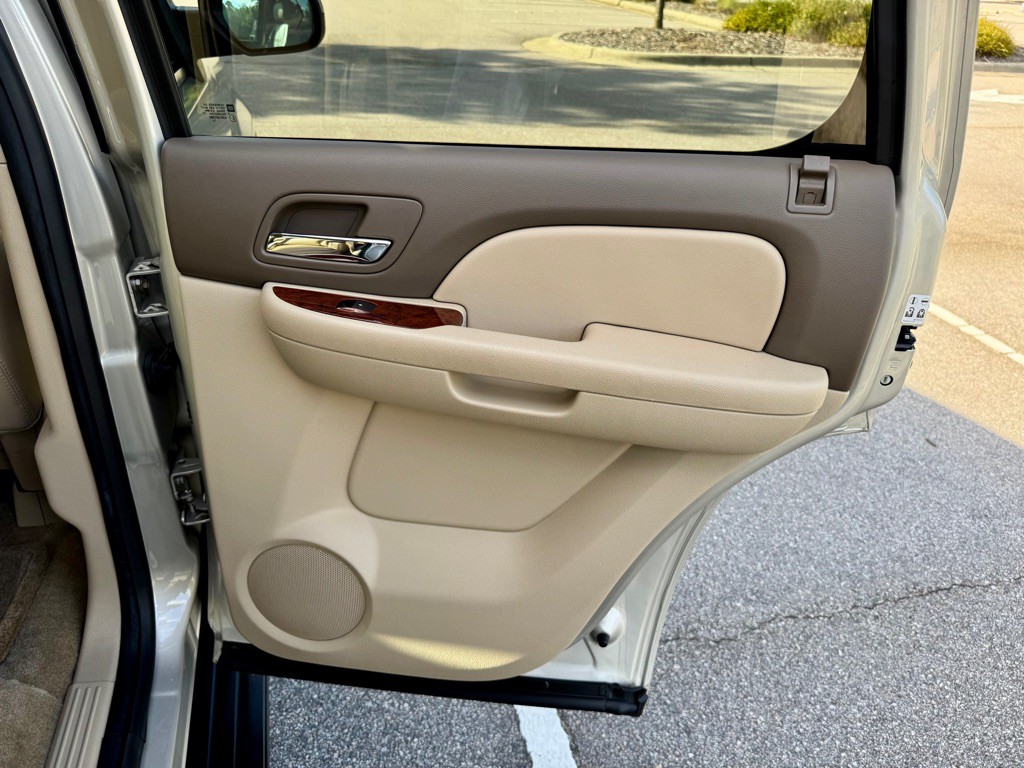 2014 Chevrolet Tahoe Image 27