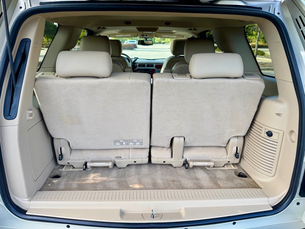 2014 Chevrolet Tahoe Image 32