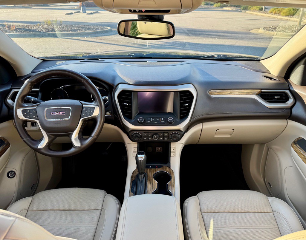 2017 GMC Acadia Image 20