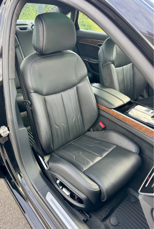 2020 Audi A8 Image 28