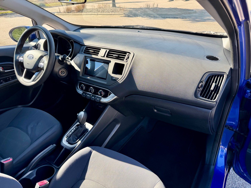 2012 Kia Rio Image 26