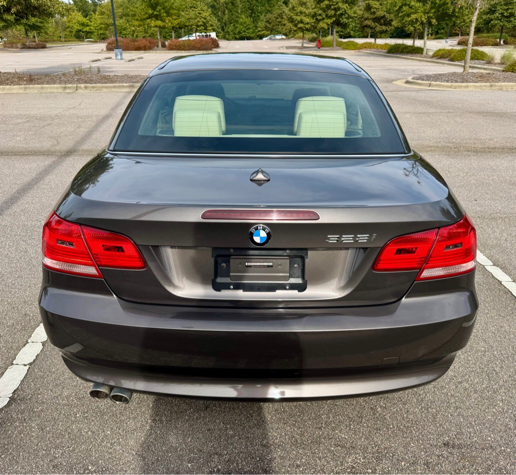 2009 BMW 3 Series Image 6