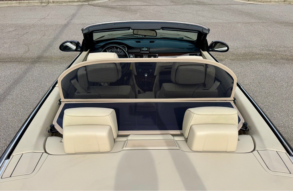 2009 BMW 3 Series Image 21