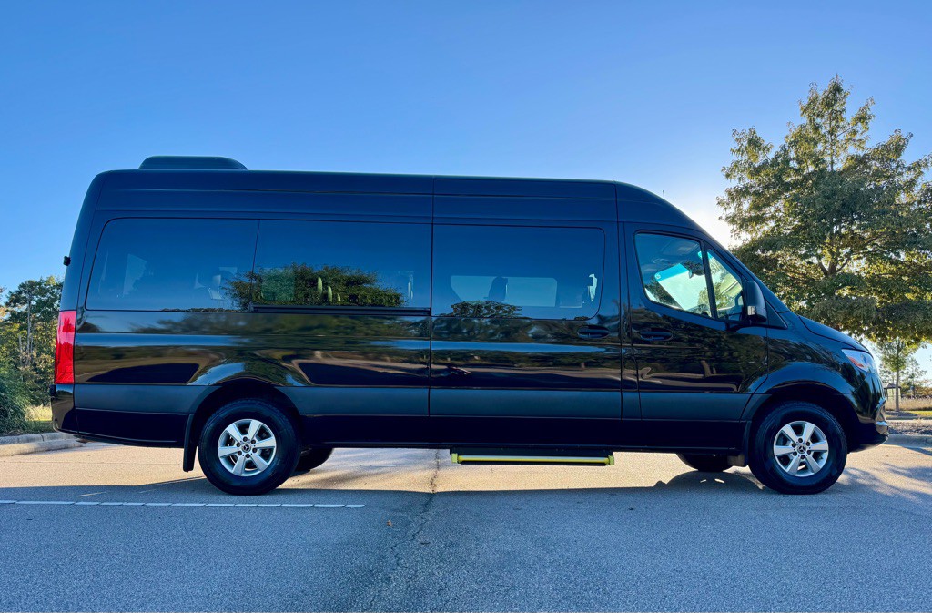 2020 Mercedes-Benz Sprinter Image 4