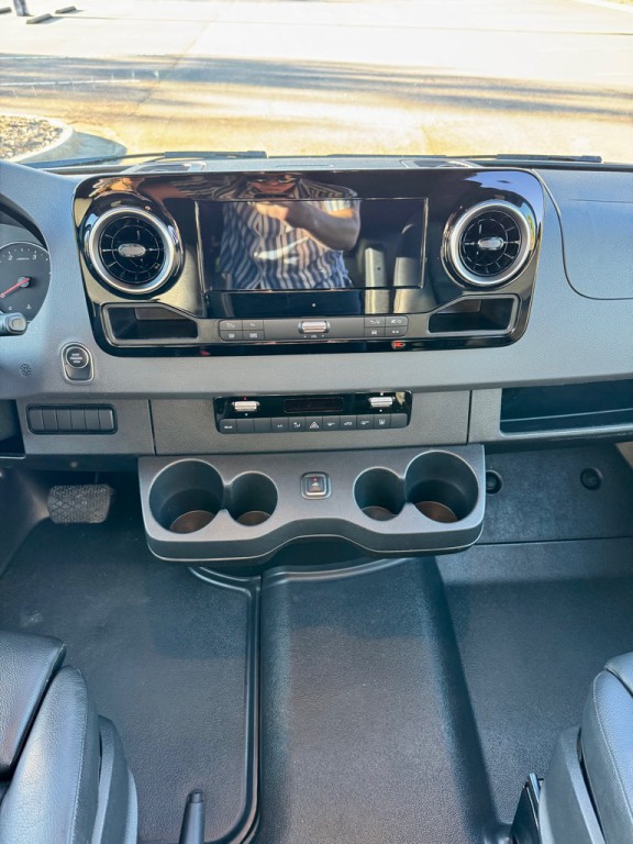 2020 Mercedes-Benz Sprinter Image 20