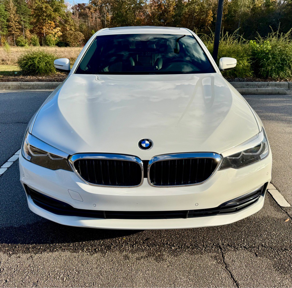 2019 BMW 5 Series Image 2