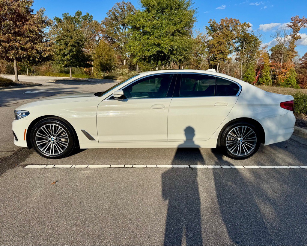 2019 BMW 5 Series Image 8
