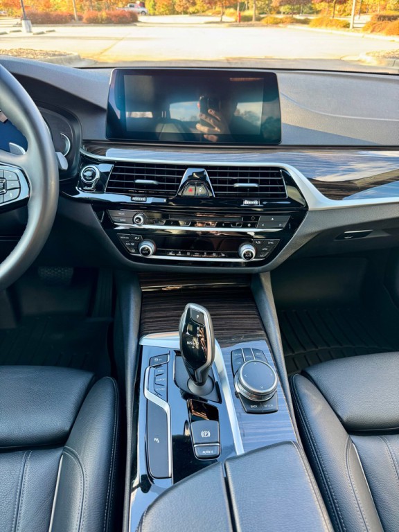 2019 BMW 5 Series Image 20