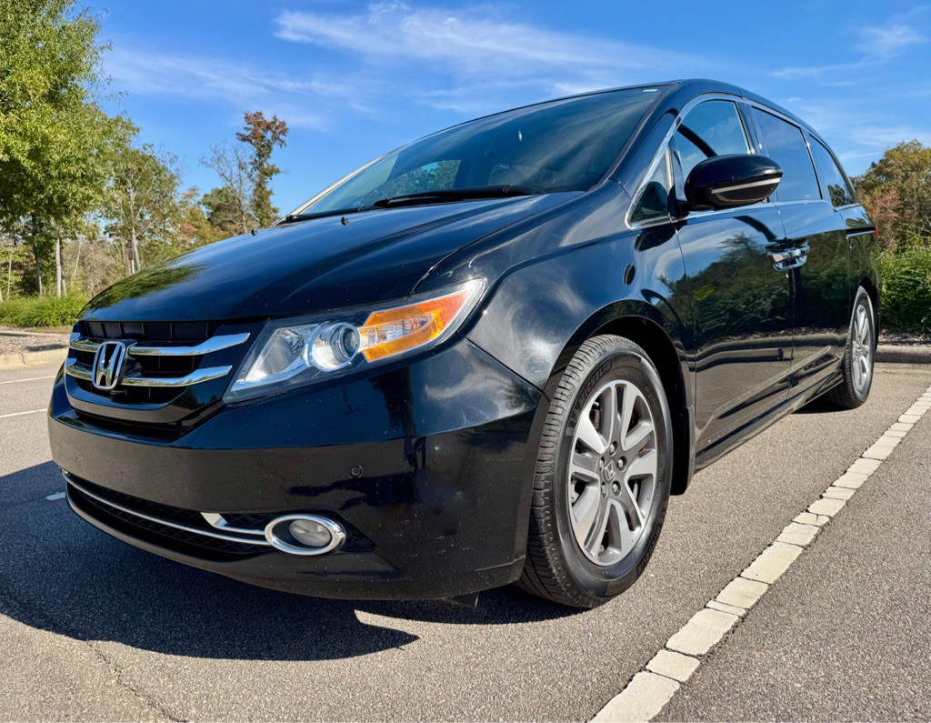 2014 Honda Odyssey Image 1