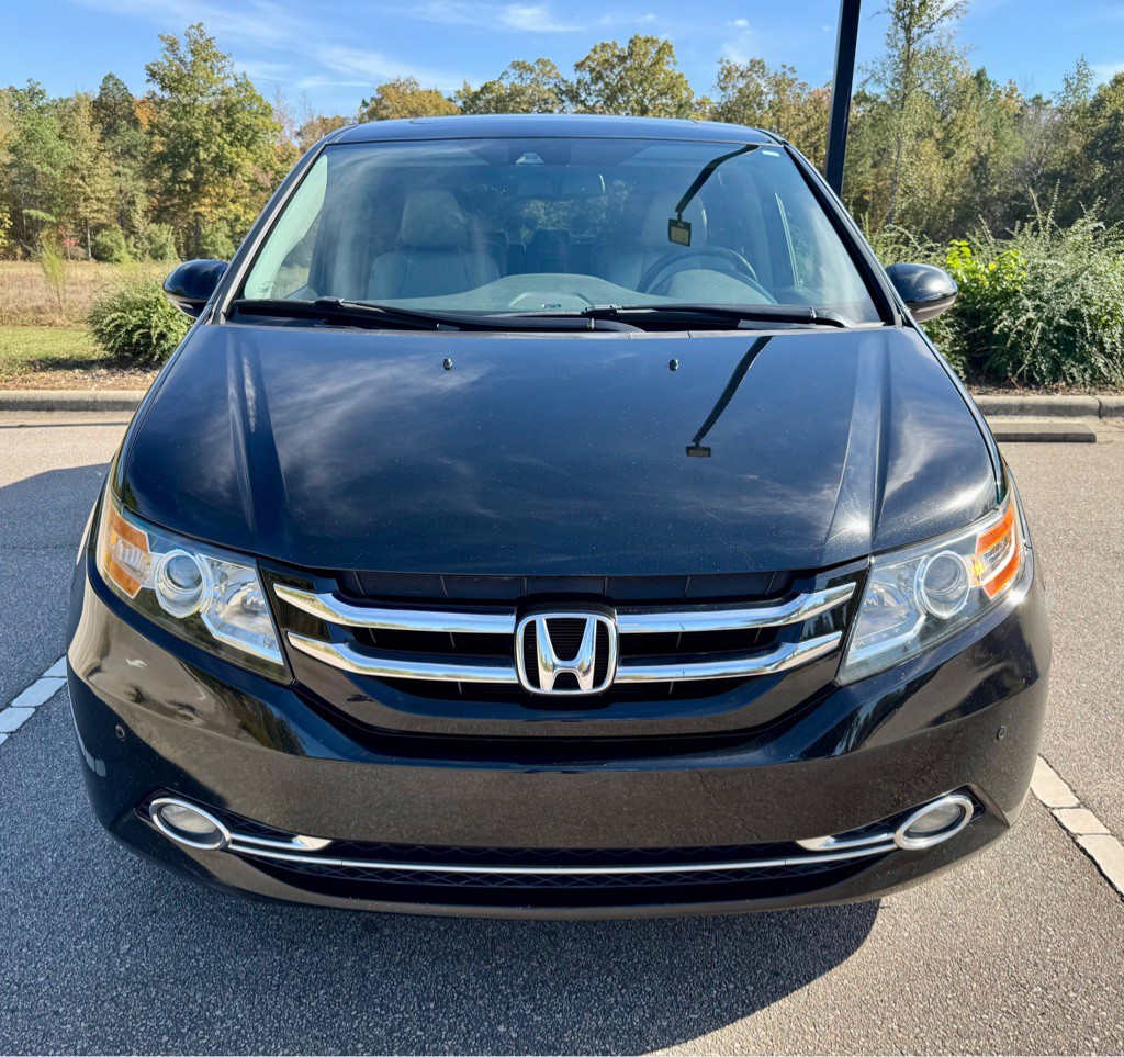 2014 Honda Odyssey Image 2