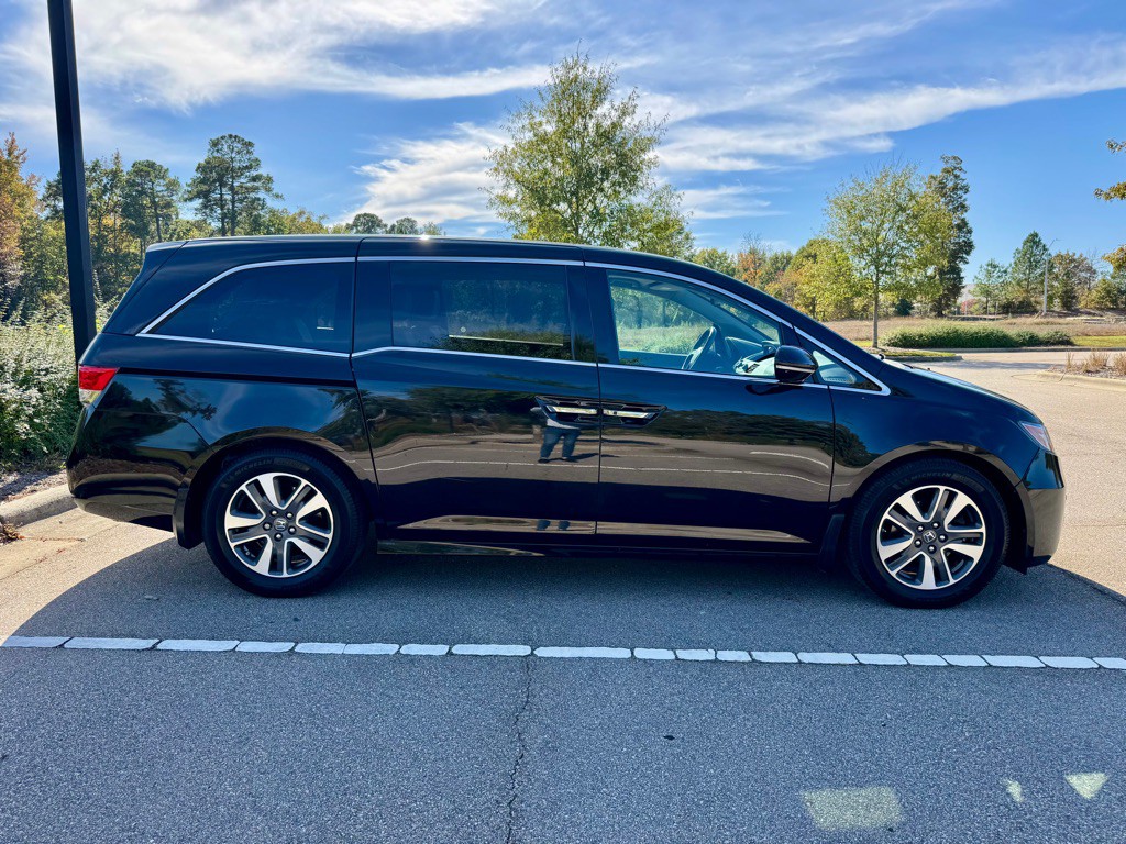2014 Honda Odyssey Image 4