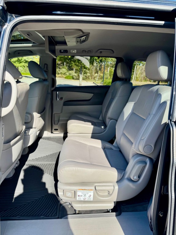 2014 Honda Odyssey Image 13
