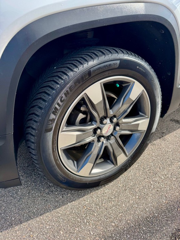 2019 GMC Acadia Image 9