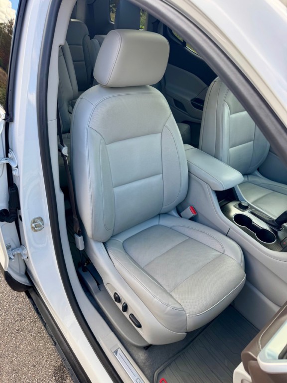 2019 GMC Acadia Image 28