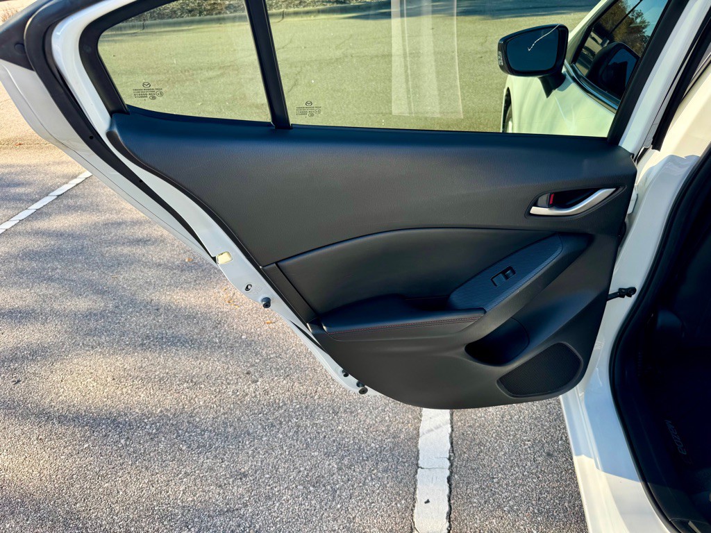 2014 Mazda Mazda3 Image 16