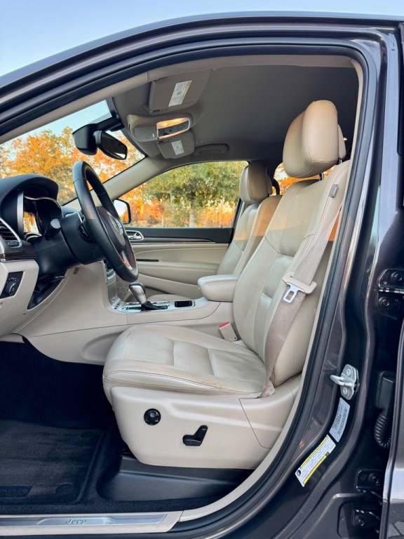 2017 Jeep Grand Cherokee Image 9