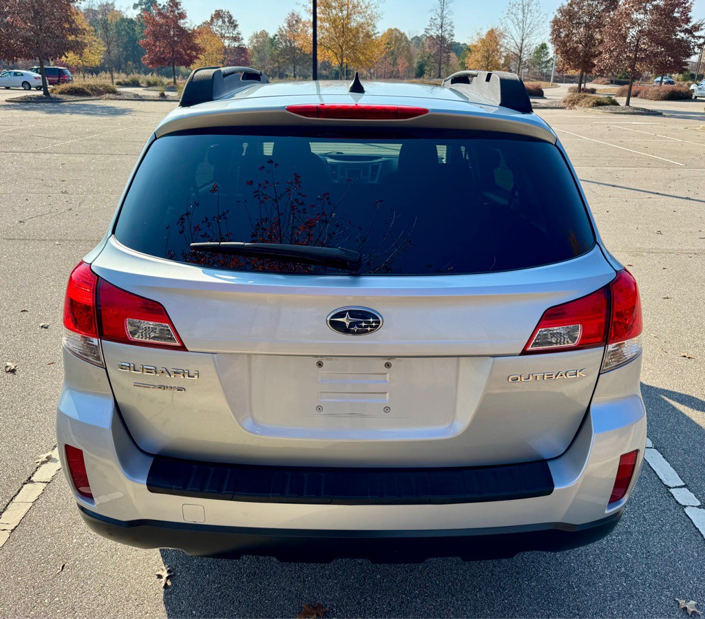 2014 Subaru Outback Image 6