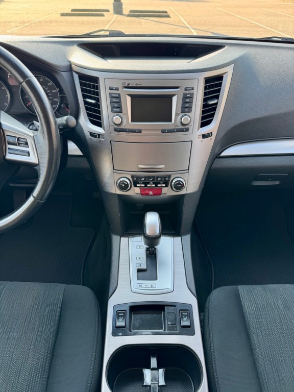2014 Subaru Outback Image 19
