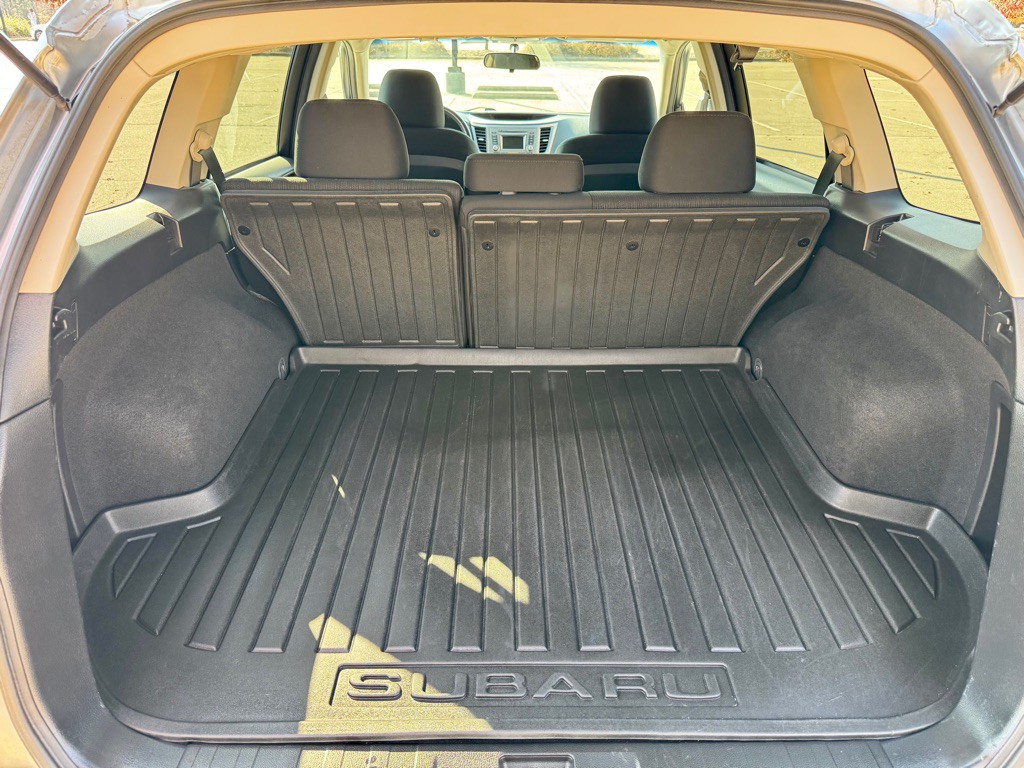 2014 Subaru Outback Image 29