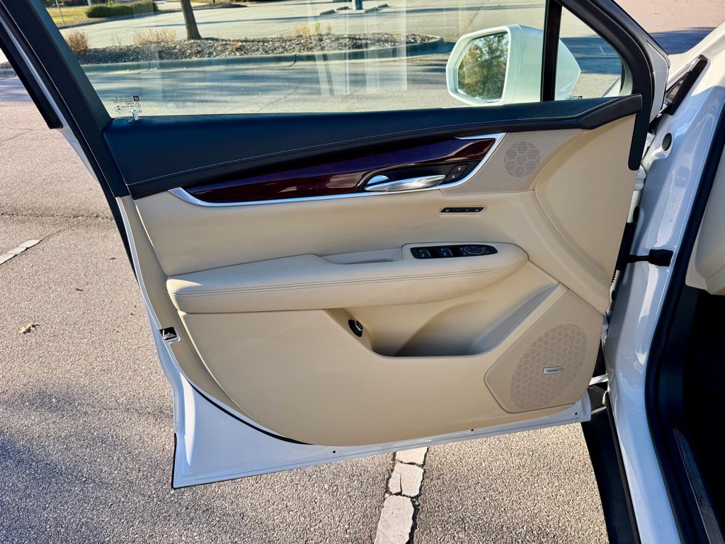 2017 Cadillac XT5 Image 13