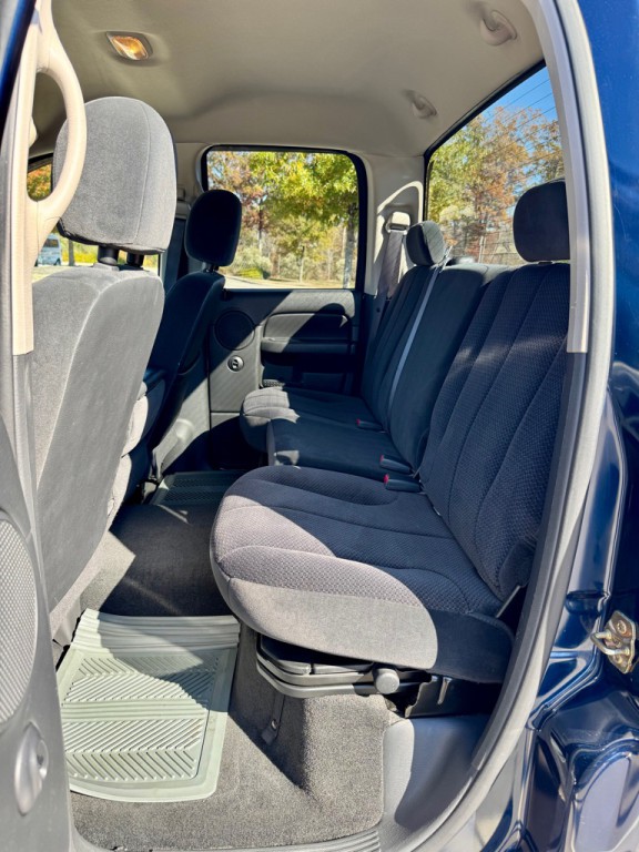 2005 Dodge Ram 2500 Image 14